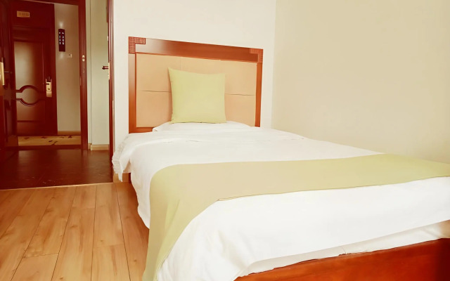 GreenTree Alliance Hulunbeier Zhalantun Railway Station Hotel