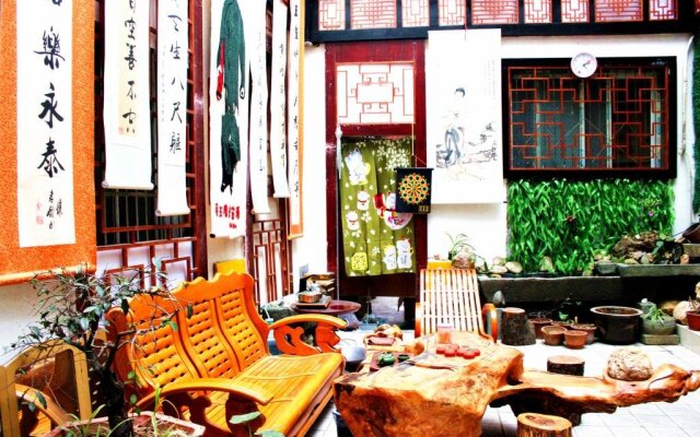 Wudangshan Tanluzhe Youth Hostel