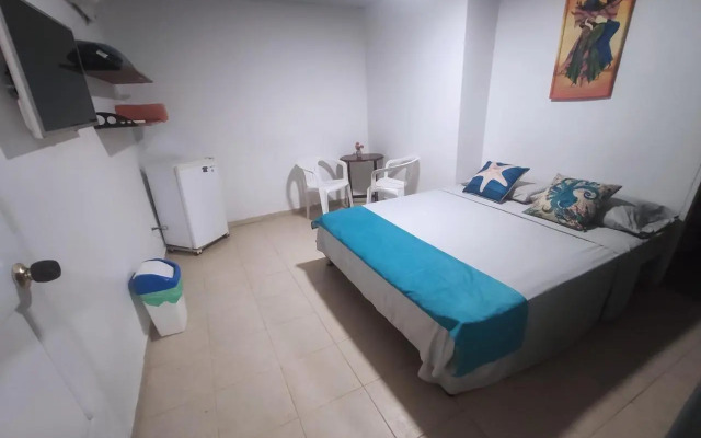 Sarie Bay Inn