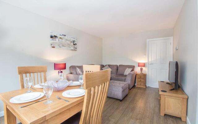 58 Moray Park