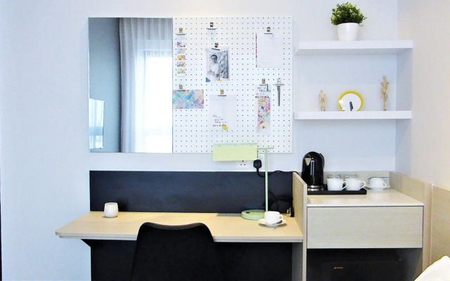 The Canvas Hotel