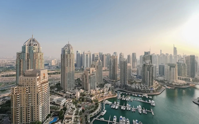 Luxe Living - Spacious 2BR - Marina Gate