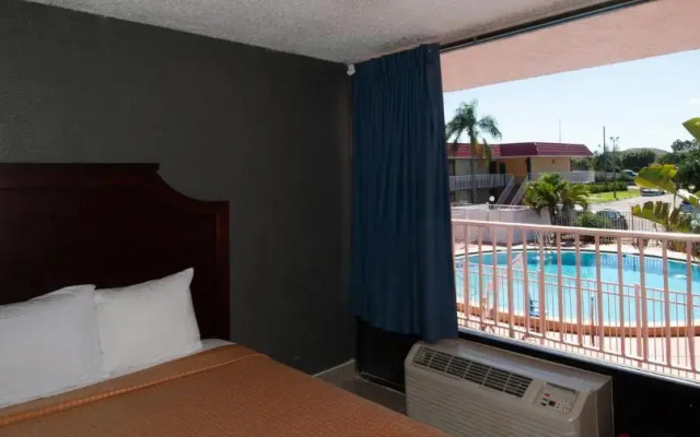 Days Inn Clearwater Hotel
