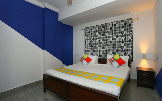 OYO Home 23654 Designer 2BHK