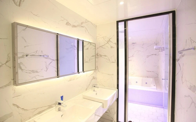 Naju Western Hotel