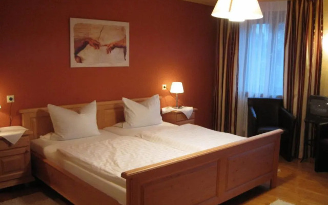 Alban - Hotel Restaurant Bistro Bar