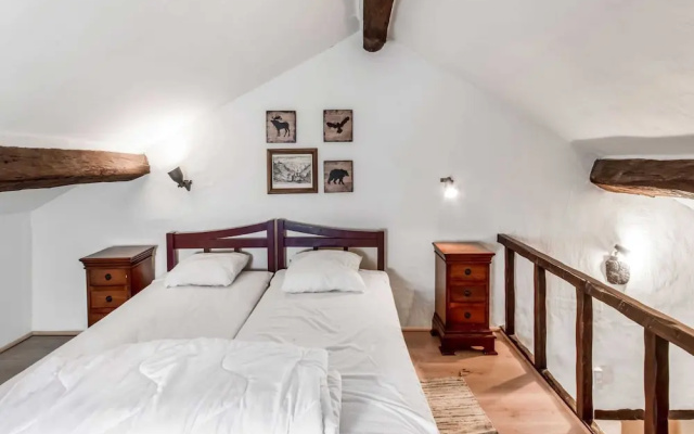 Characteristic Holiday Home in Cherain With Balcony - фото 3