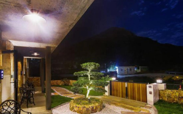 Shishang Yixiang Hostel