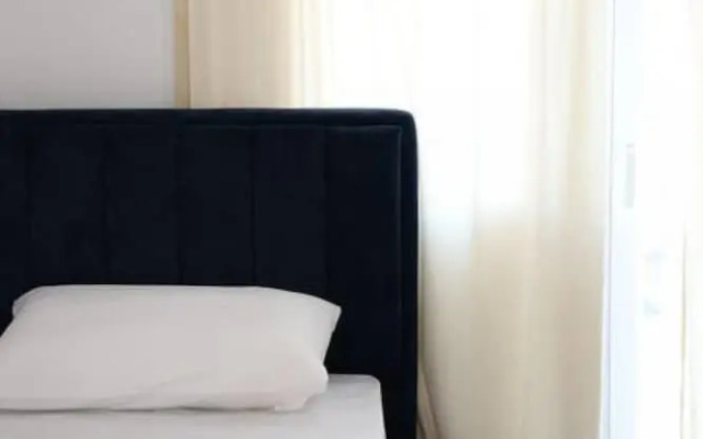 The Lake House 2 in Shkod r