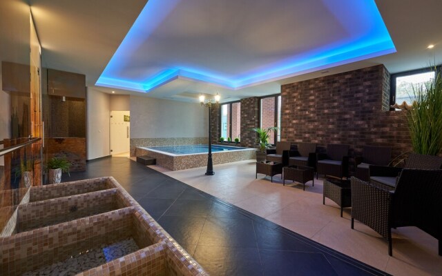 Hotel Queens