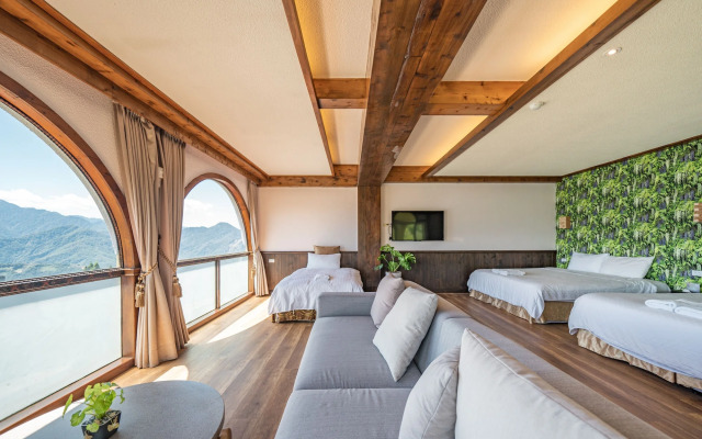 Egmont Resort