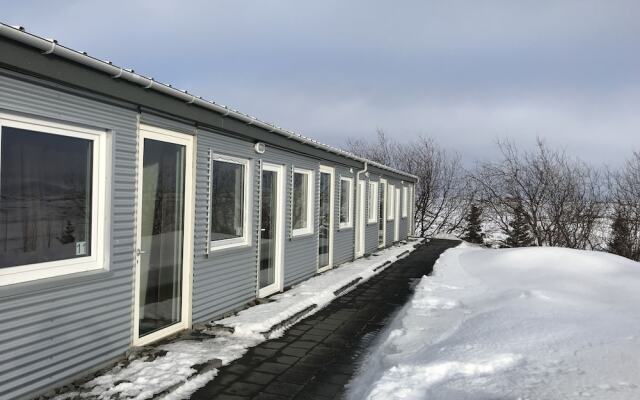 Lækjarkot Rooms and Cottages with Kitchen