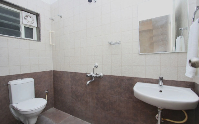 Hotel Bali Square By OYO Rooms