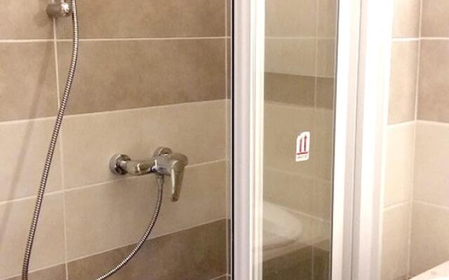 Studio in Sanary-sur-mer, With Wonderful Mountain View and Enclosed Ga