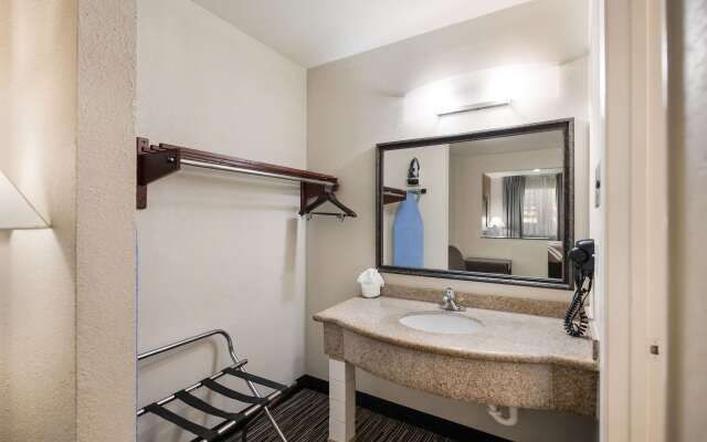 Quality Inn & Suites Lufkin