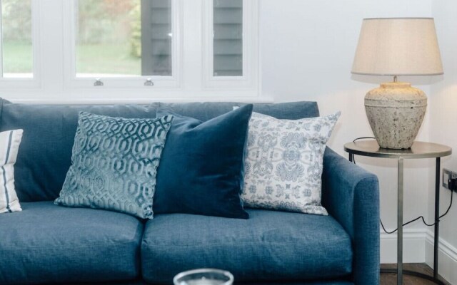 Woodvale Retreat - Sleeps 20