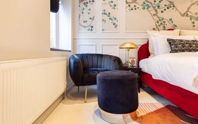 The Mayfair Arms - Modern & Bright 2BDR Apartment