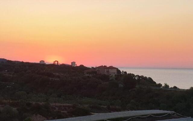 Real Holidays Antoniadou - Rustic House