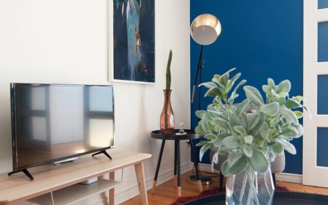 Peaceful 2BR in Mile End by Namastay