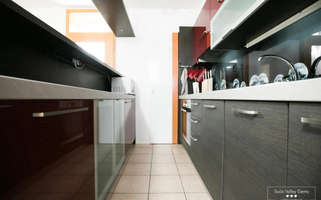 Luxurious RUBY Apartment