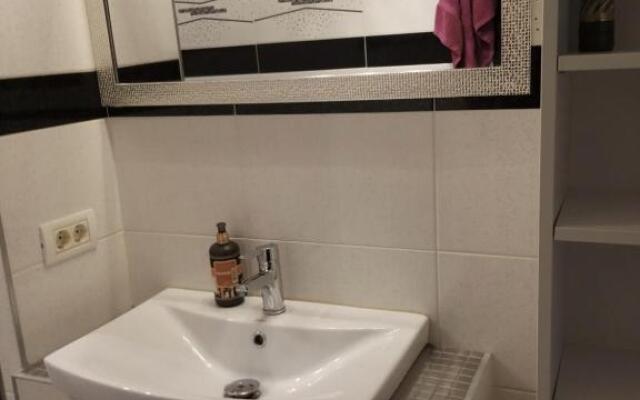 Emporia Studio Flat