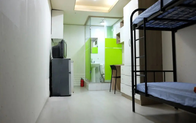 ConyHouse Apgujeong-rodeo