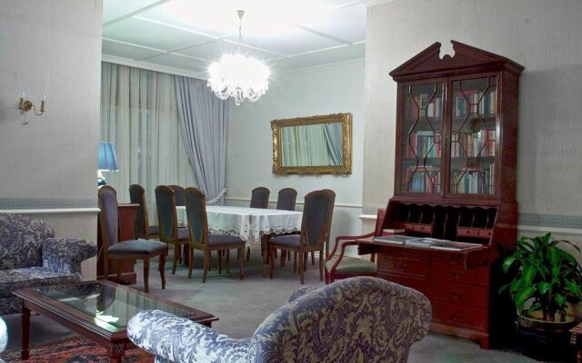 Hansa Hotel