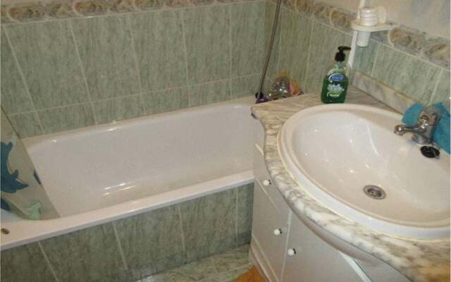 Bungalow in the District of La Mata - 1