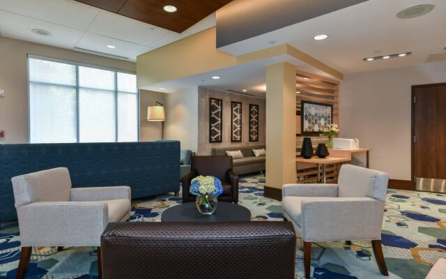 Holiday Inn Express & Suites Charlotte - Ballantyne by IHG