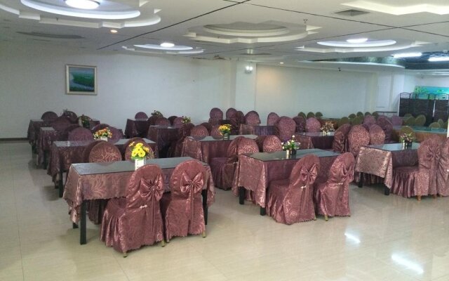 Kashgar International Hotel (South Railway Station, Trade City)