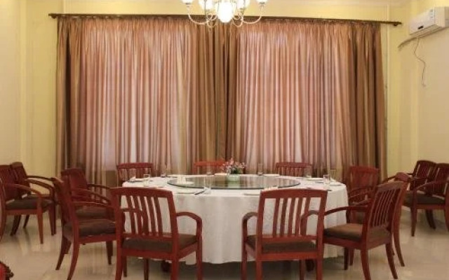 Hualing Hotel