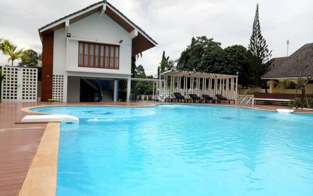 Bang Saphan Resort Hotel