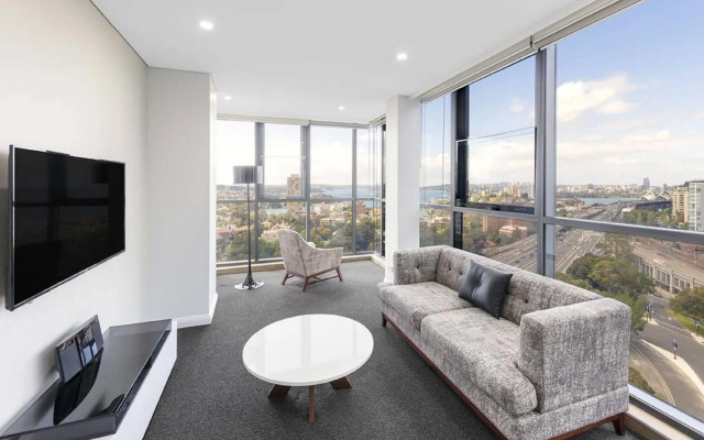 Meriton Suites North Sydney