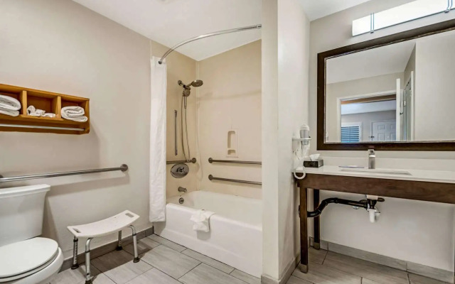 Comfort Inn Beach/Boardwalk Area