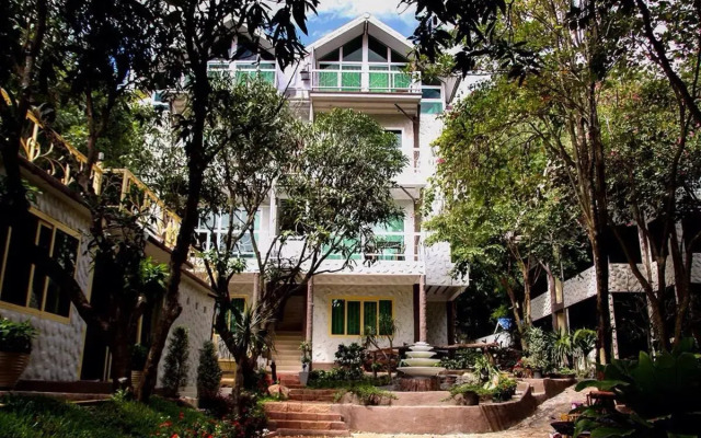 Rao Ga Khao Resort
