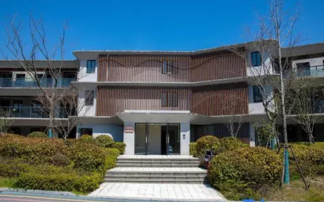 Xixia Hotel