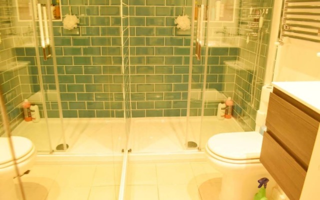 Cosy 1 Bed Basement Flat in Shepherds Bush