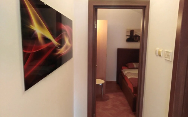 Martiva Apartment With Terrace