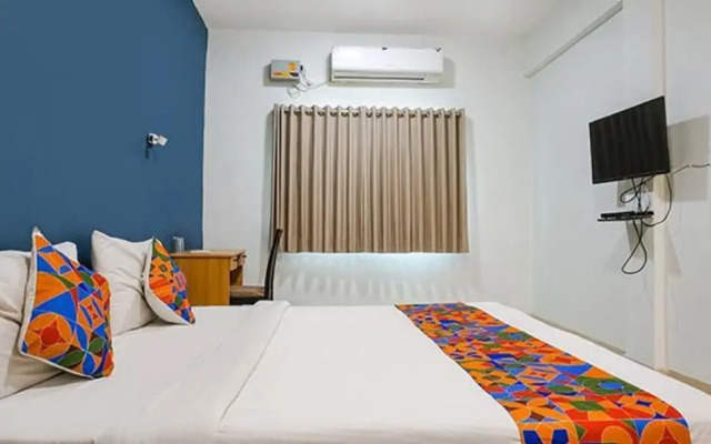 Fabhotel Silver Oak