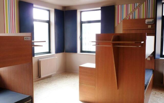 Sleep Well Youth Hostel