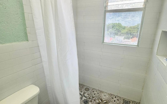 Capital O Farallon Inn