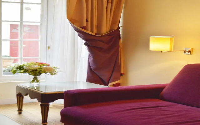 Hôtel Suites Unic Renoir Saint Germain