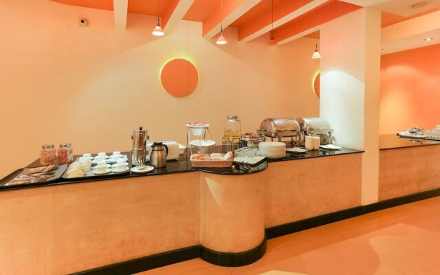 White Canvas Hotel