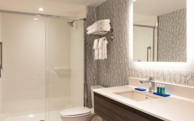 Holiday Inn Express Quebec City - Sainte Foy by IHG