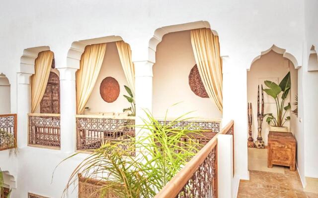 Marrakesh Villa Sleeps 14 with Pool