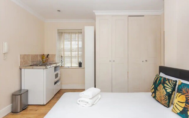 Comfy Studio Apartment Near Trendy Shoreditch