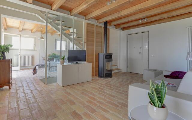 2Balsl   Montefreddo - Large Two Bedroom Split Level