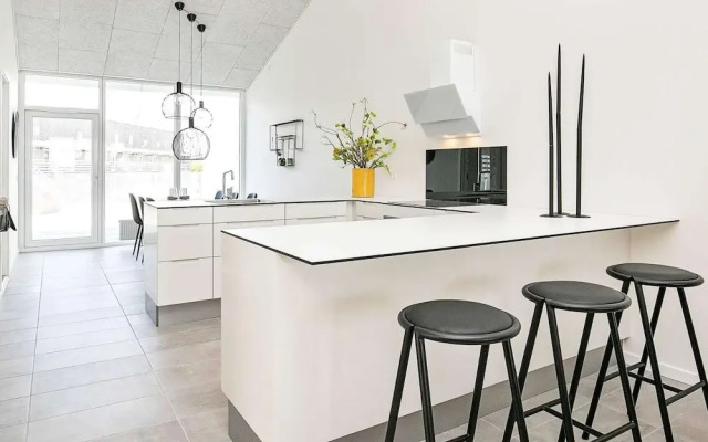 6 Person Holiday Home in Ringkobing-by Traum