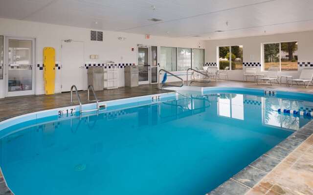 Sleep Inn & Suites Port Clinton