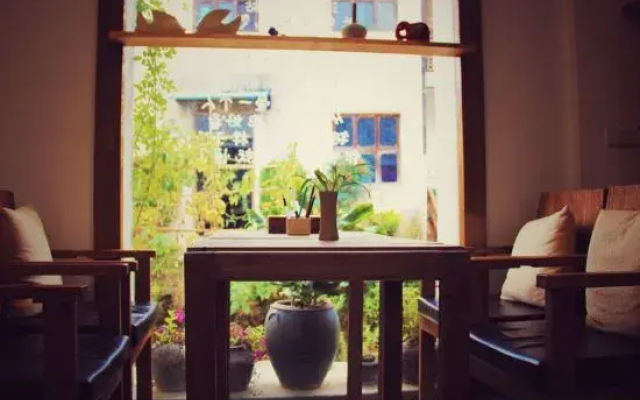 Guoke Lvren Youth Hostel